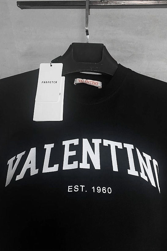 Оверсайз футболка Valentino чёрного цвета