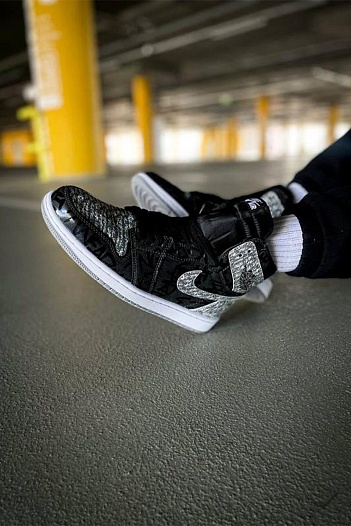 Кроссовки Nike Air Jordan 1 High "Rebellionaire"   