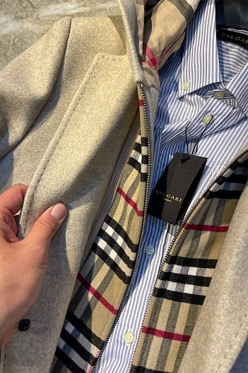 Бежевое мужское пальто Burberry London England logo-embroidered   