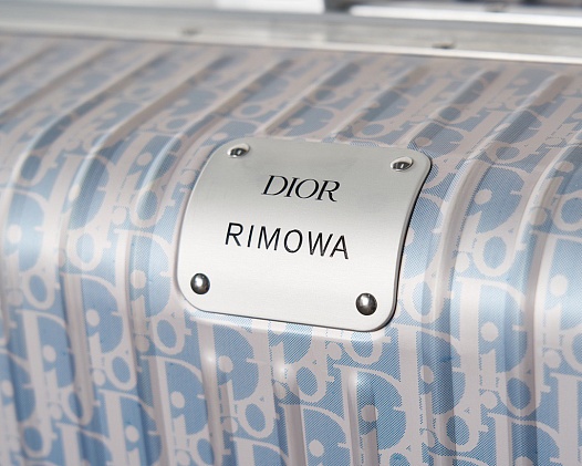 Чемодан Rimowa x Dior Aluminum Gradient M Premium 67x42x27 см   