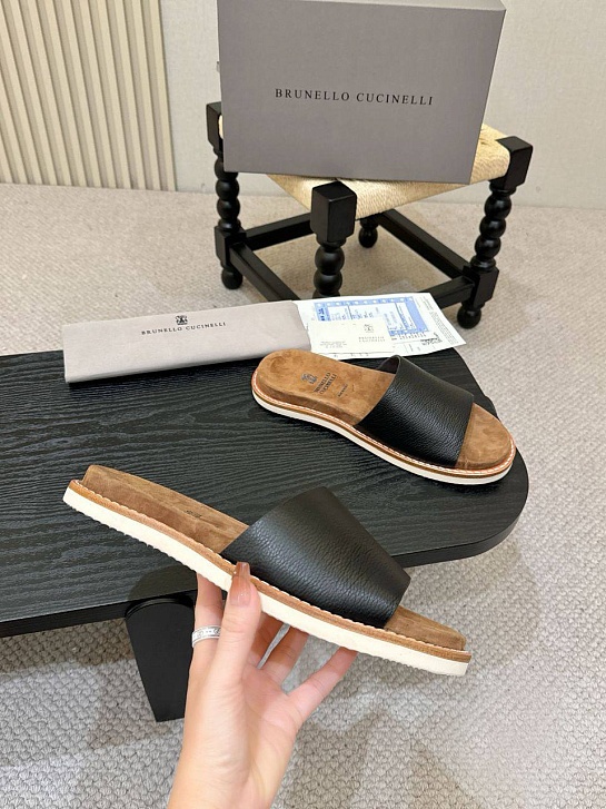 Мужские кожаные шлёпанцы Brunello Cucinelli