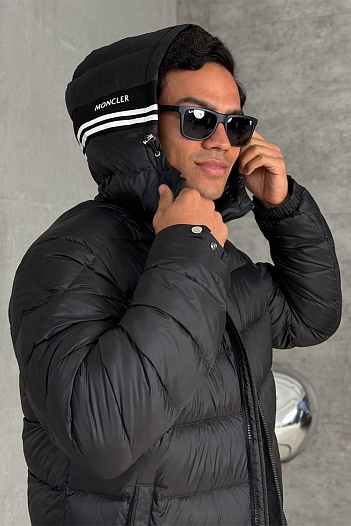 Мужской пуховик Moncler logo-patch - Black   