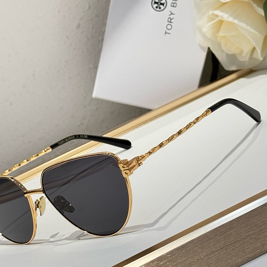 Солнцезащитные очки Tory Burch Cat Eye