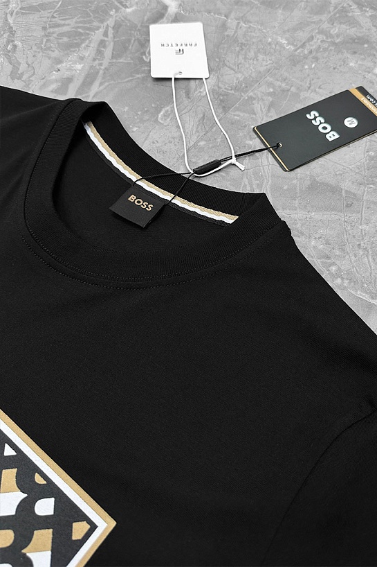 Мужская чёрная футболка Hugo Boss logo-print