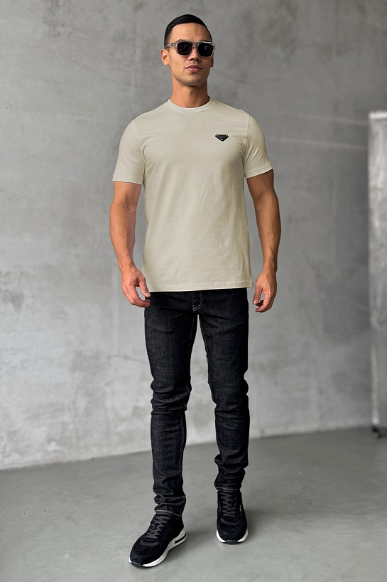 Мужская футболка Prada logo-plaque - Beige