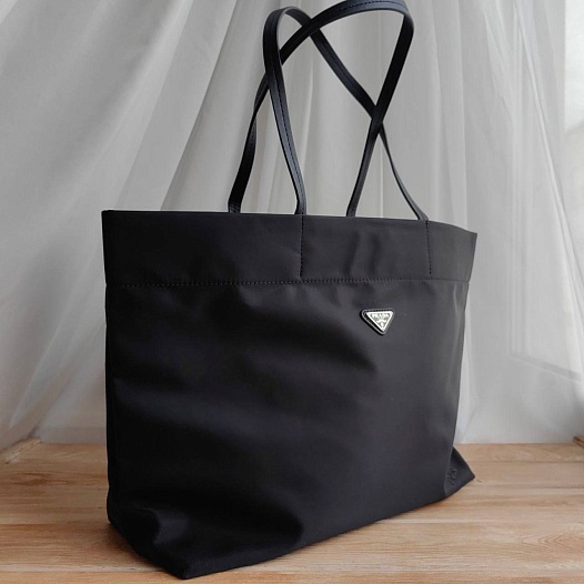 Женская сумка-тоут Prada Re-Nylon tote bag 38x31 см   