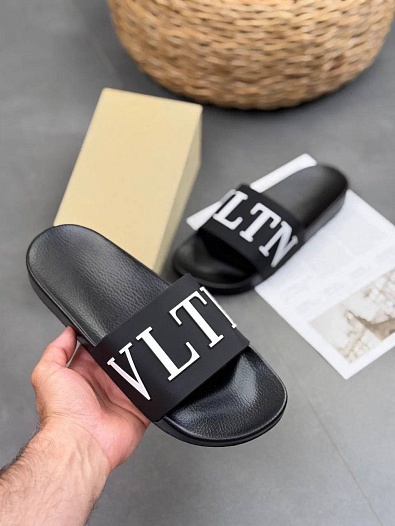 Мужские шлёпанцы Valentino VLTN   