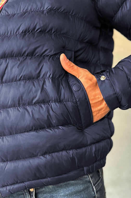 Мужская тёмно-синяя куртка Moncler Benamou
