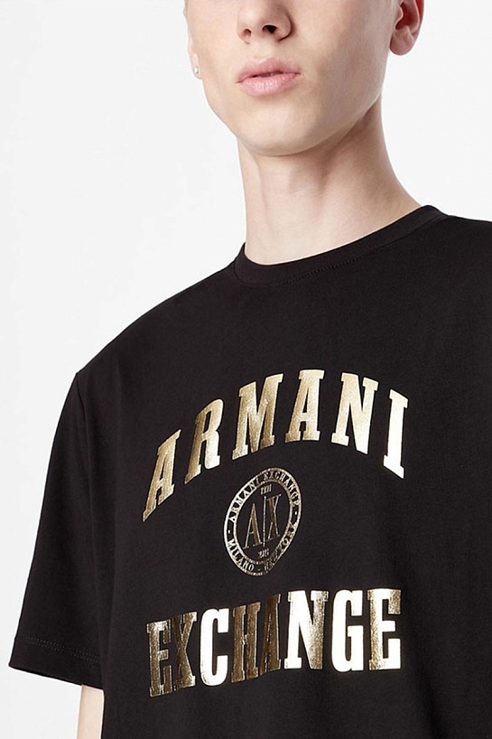 Мужская футболка Armani Exchange чёрного цвета
