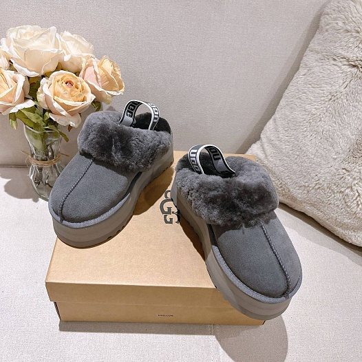 Замшевые женские слиперы с мехом UGG Funkette Platform