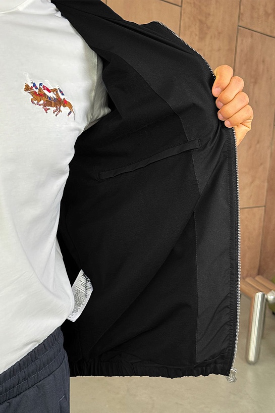 Мужская чёрная ветровка Kiton