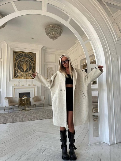 Женское пальто с капюшоном Chrome Hearts premium - Beige   