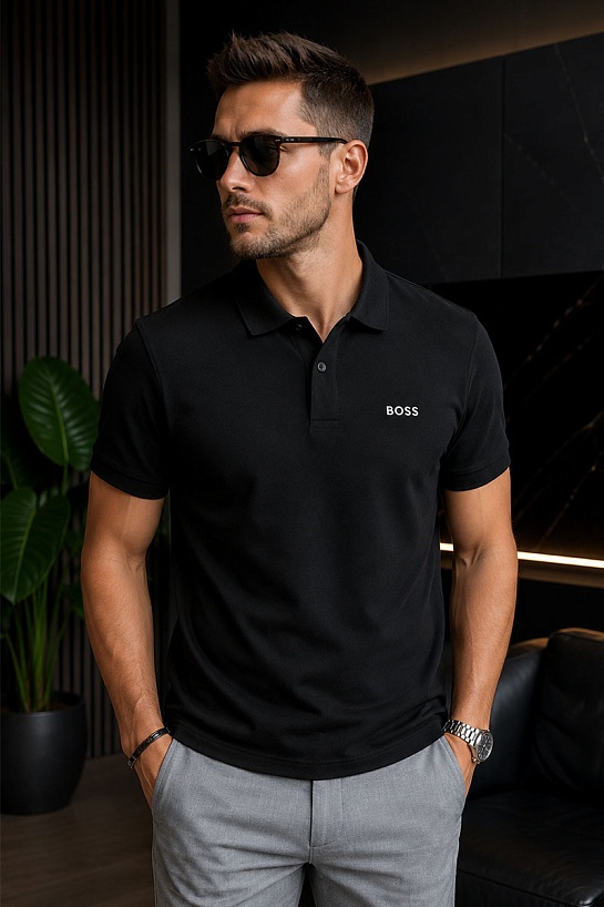 Мужское поло Hugo Boss чёрного цвета