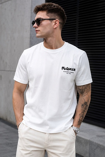 Мужская футболка Alexander McQueen белого цвета   