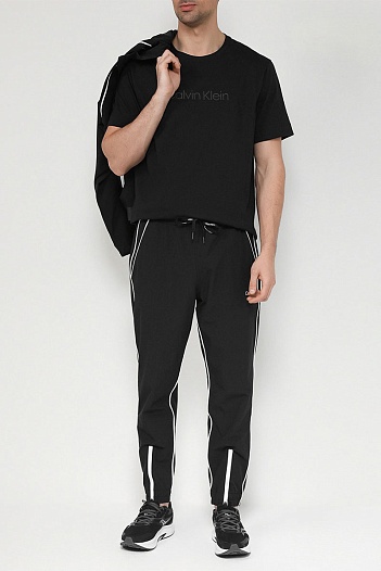 Мужская футболка Calvin Klein чёрного цвета   