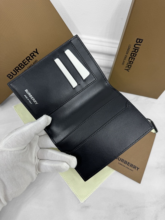 Кожаная обложка для паспорта Burberry Check Premium 14x10x2 см