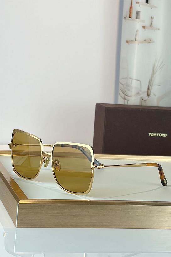 Солнцезащитные очки Tom Ford Tara