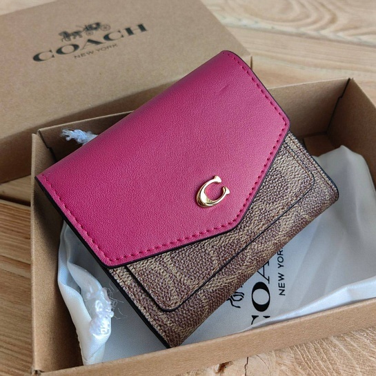 Кошелёк Coach Wyn Small 11x9.5 см (8 расцветок)