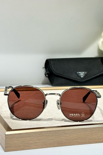 Солнцезащитные очки Prada Loden Lenses   