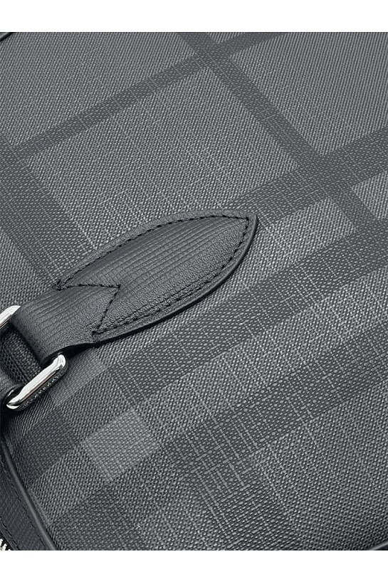 Кожаная сумка Burberry серого цвета 36x28x9 см