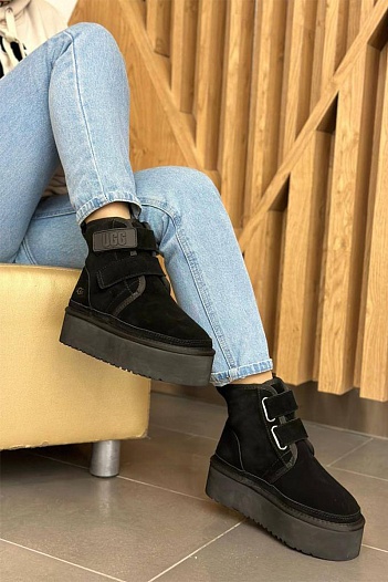 Женские ботинки UGG Mini Hi Platform - Black   