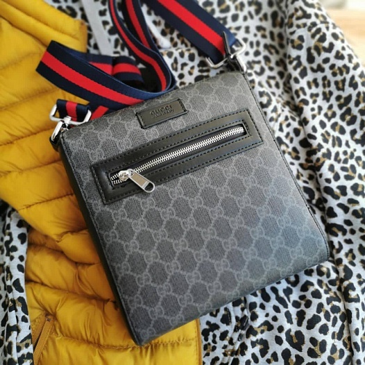 Кожаная сумка Gucci GG Black Small messenger bag 21x23 см   