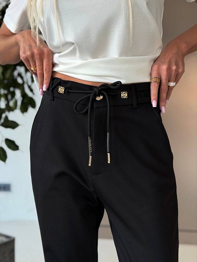 Женские брюки чёрного цвета Loewe premium   