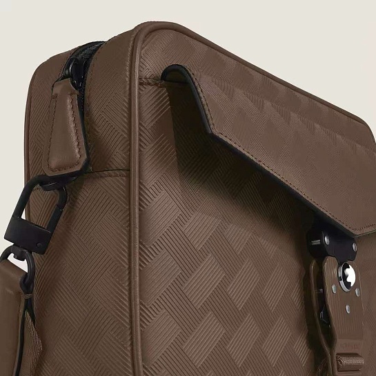 Кожаная сумка Montblanc Messenger Extreme 3.0 M Lock 24.5x17.5x7 см