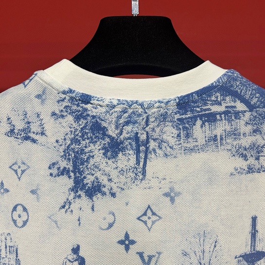 Белая футболка Louis Vuitton Monogram City Walk print