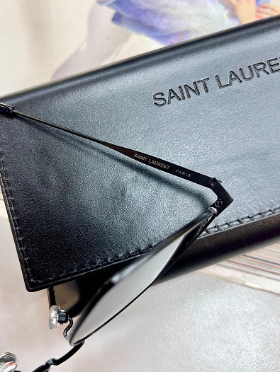 Солнцезащитные очки Yves Saint Laurent Jerry   