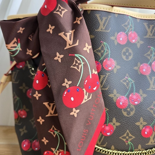 Кожаная сумка Louis Vuitton x Takashi Murakami Cherry Neverfull MM 32x28 см