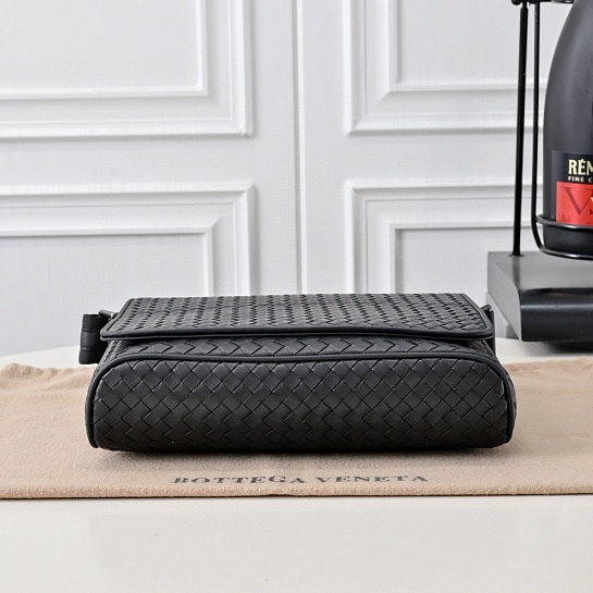 Кожаная сумка Bottega Veneta Premium 27x23x7 см