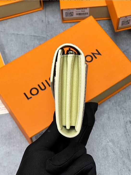 Кожаный кошелек Louis Vuitton Sarah Premium 19x10.5x2.5 см