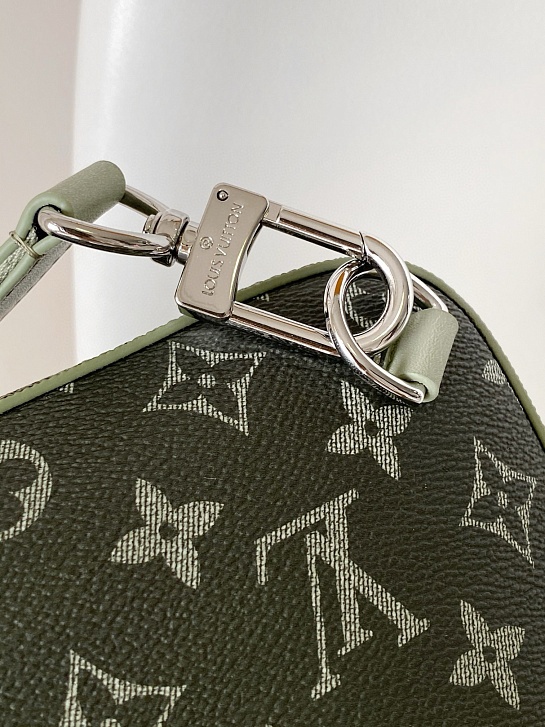 Кожаная сумка Louis Vuitton Avenue Sling Premium 31x20x10 см