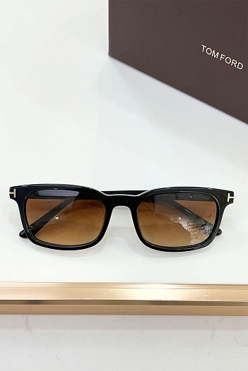 Солнцезащитные очки Tom Ford Miles   