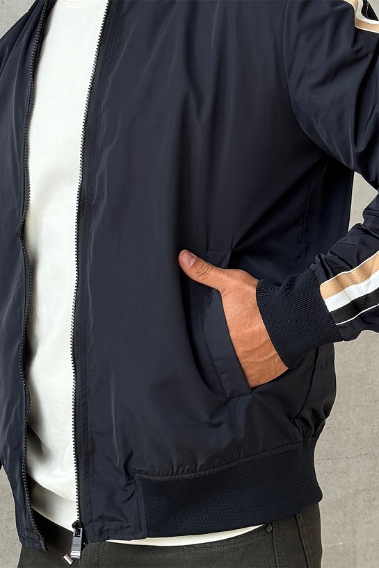 Ветровка тёмно-синего цвета Hugo Boss Coltrane