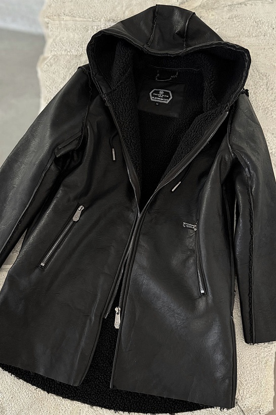 Мужское утеплённое пальто Philipp Plein чёрного цвета