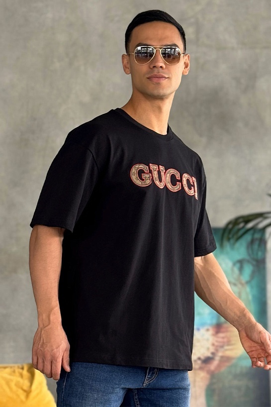 Брендовая оверсайз футболка Gucci чёрного цвета
