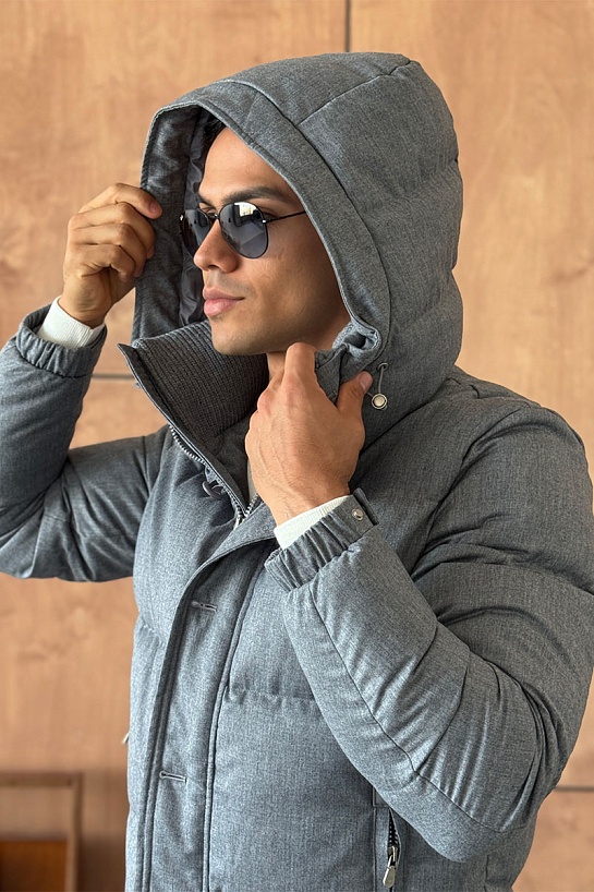 Мужской пуховик Brunello Cucinelli серого цвета