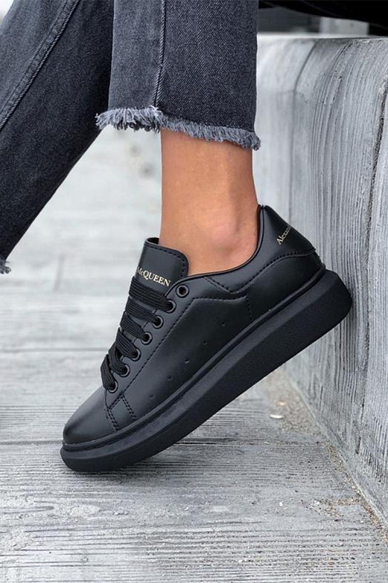 Чёрные кожаные кроссовки Alexander McQueen