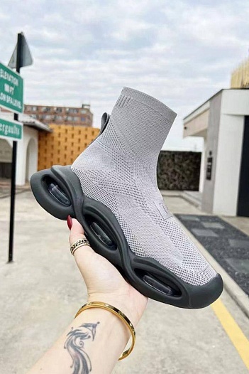 Женские серые кроссовки Dolce&Gabbana Wave mid-top   