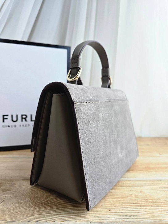 Замшевая сумка Furla Eclisse S 21x17 см