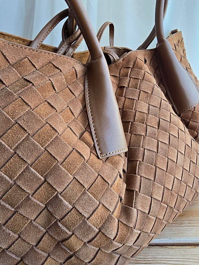 Замшевая сумка Bottega Veneta intrecciato 42x26   