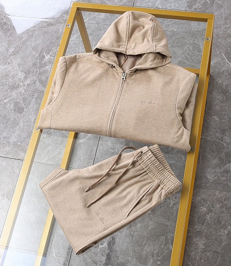 Бежевый костюм Loro Piana premium   