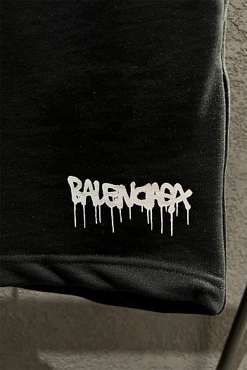 Чёрные мужские шорты Balenciaga graffiti-print   