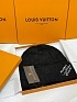 Шапка Louis Vuitton logo-embroidered - Black