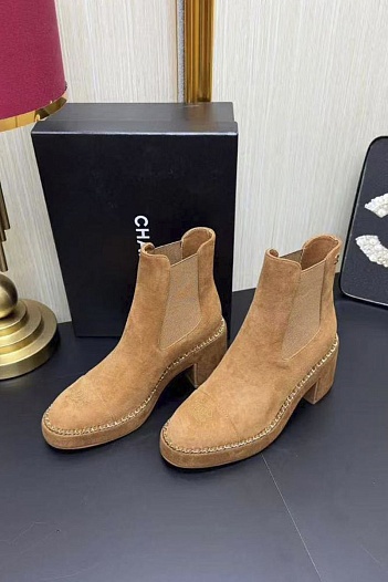 Женские замшевые сапоги Chanel   