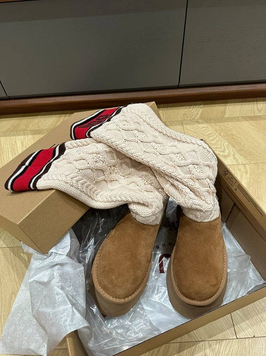 Женские сапоги UGG Classic Sweater Letter - Chestnut