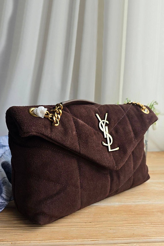 Замшевая сумка Yves Saint Laurent 23x15 см