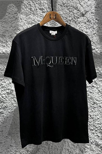 Чёрная оверсайз футболка Alexander McQueen embroidered logo   